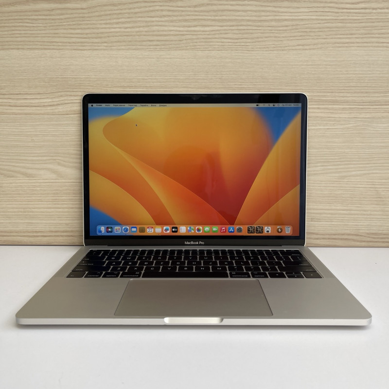 MacBook Pro 13 2017 Silver i7 2.5ghz 16/512